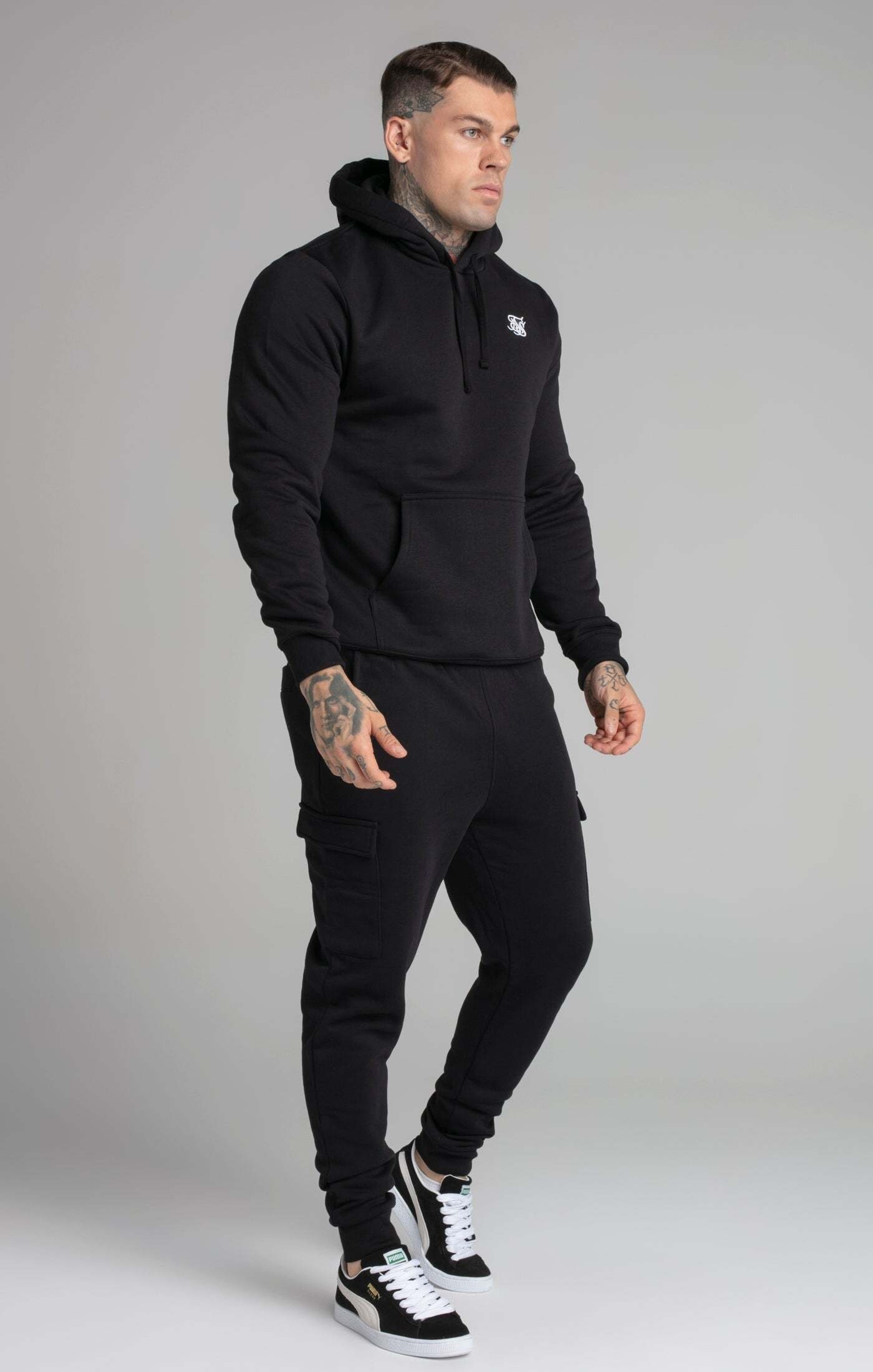 Siksilk Kapuzenpullover »Siksilk Kapuzenpullover Black Essential Overhead Hoodie«