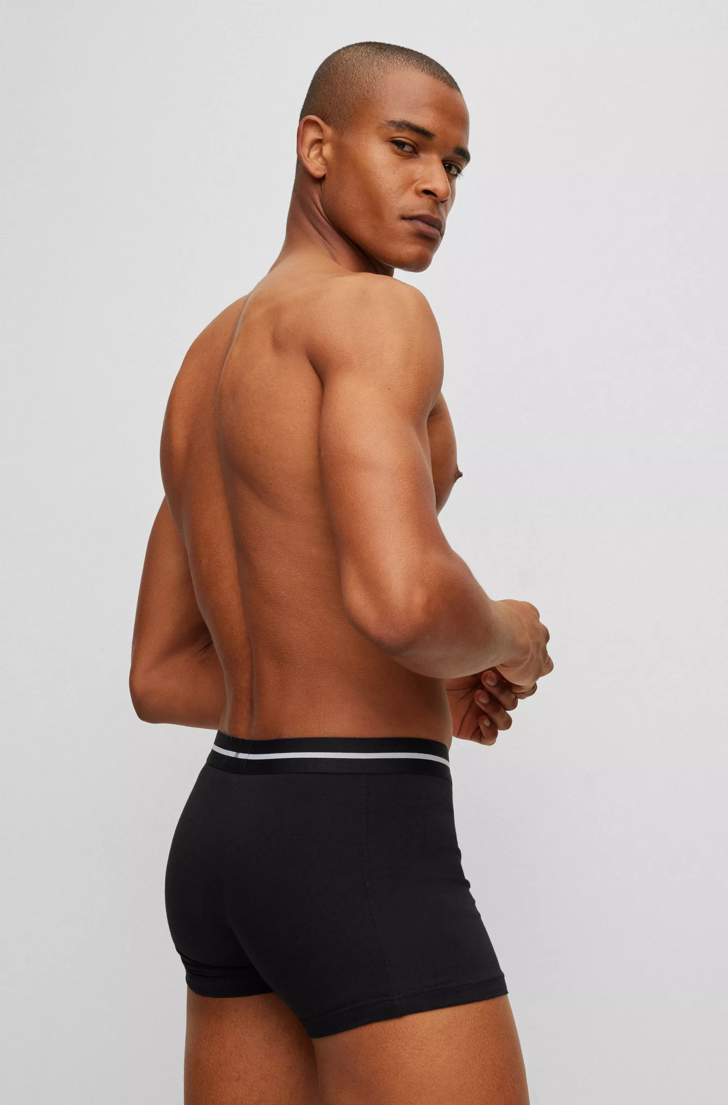 BOSS Black - Pacote triplo de cuecas boxer com cós com logo, em algodão elástico.