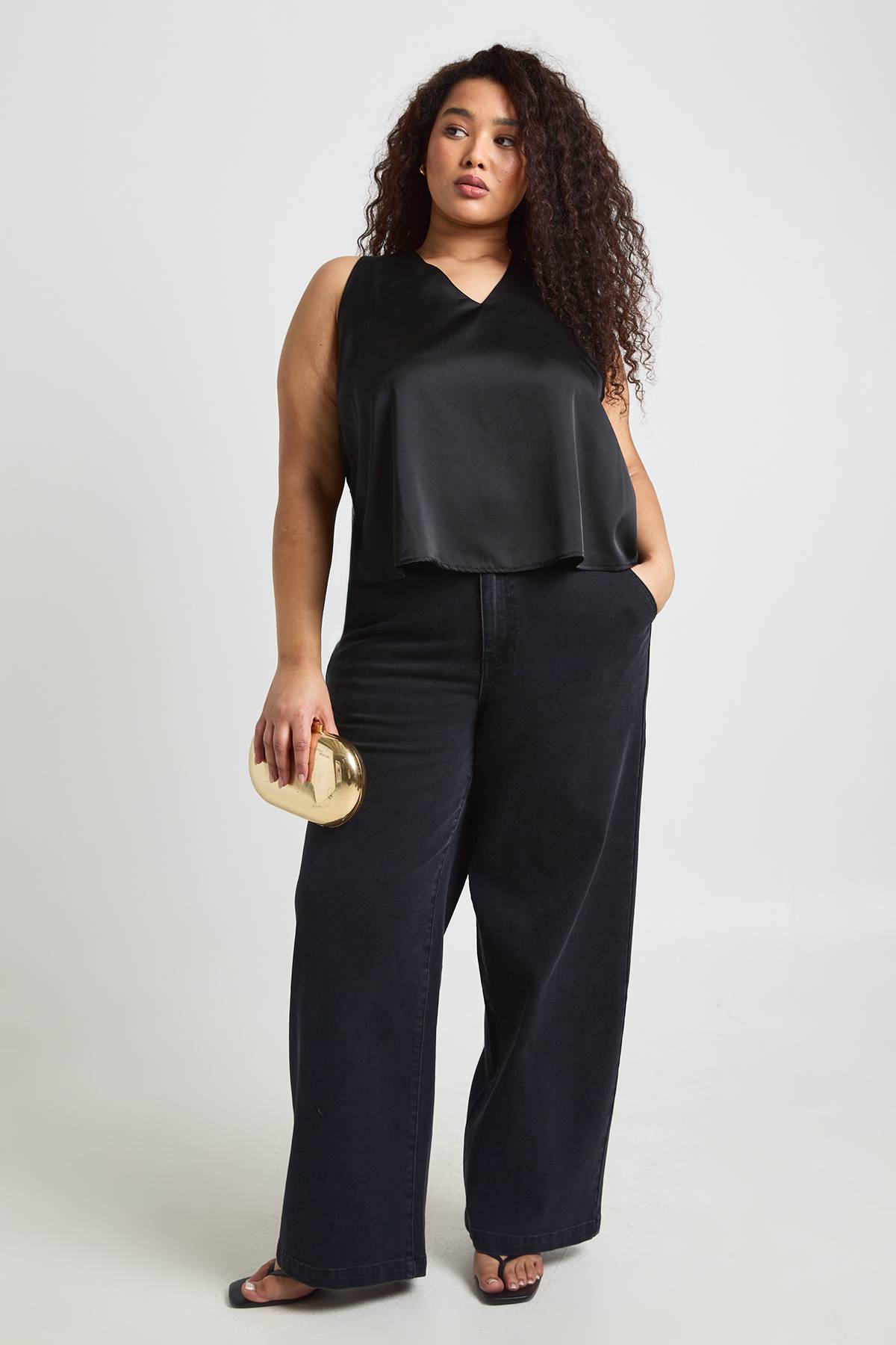 boohoo Top Caraco Dos Nageur Grande Taille Satiné Avec Finitions Dorées