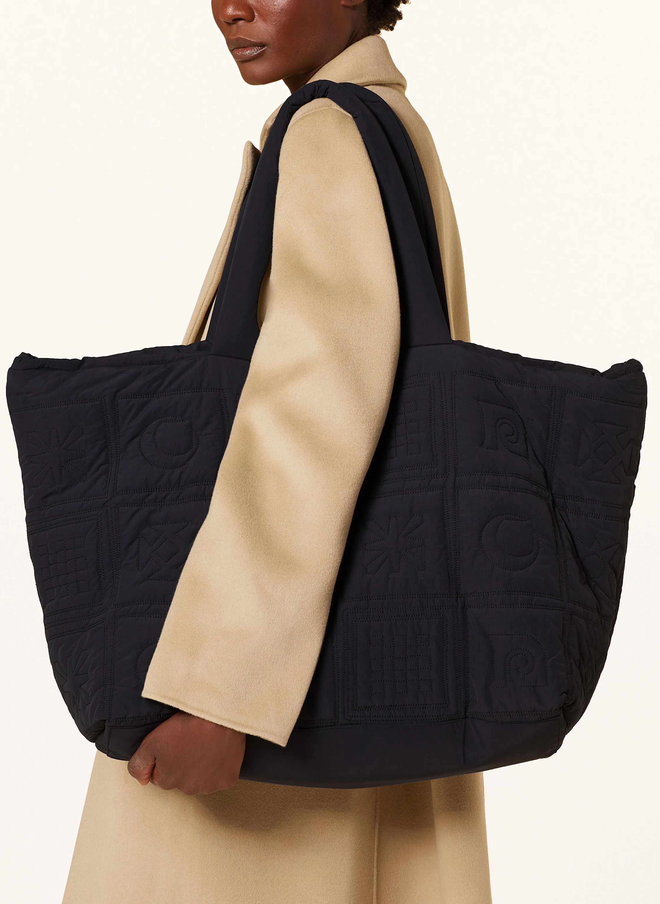 Nanushka Shopper