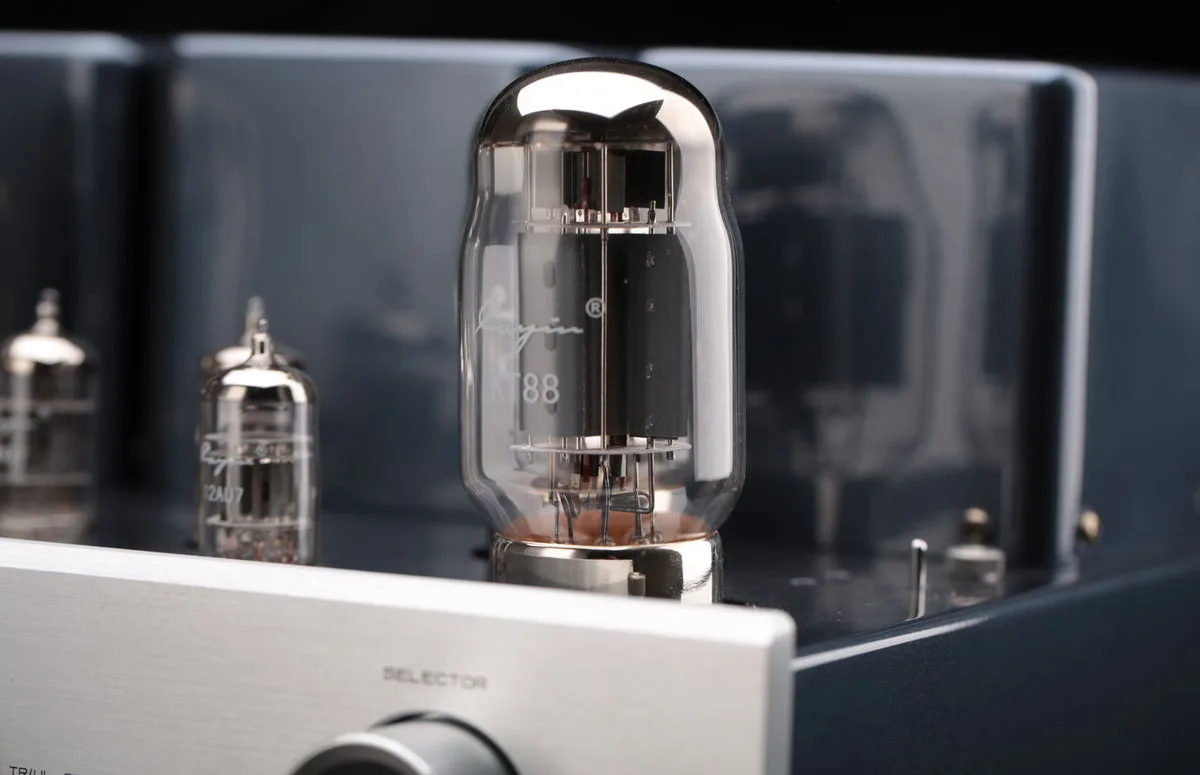 Cayin CS-55A EL34 Silver Amplis à tubes