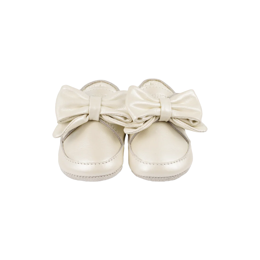 Mileau Sneakers | Off White Metallic Leather