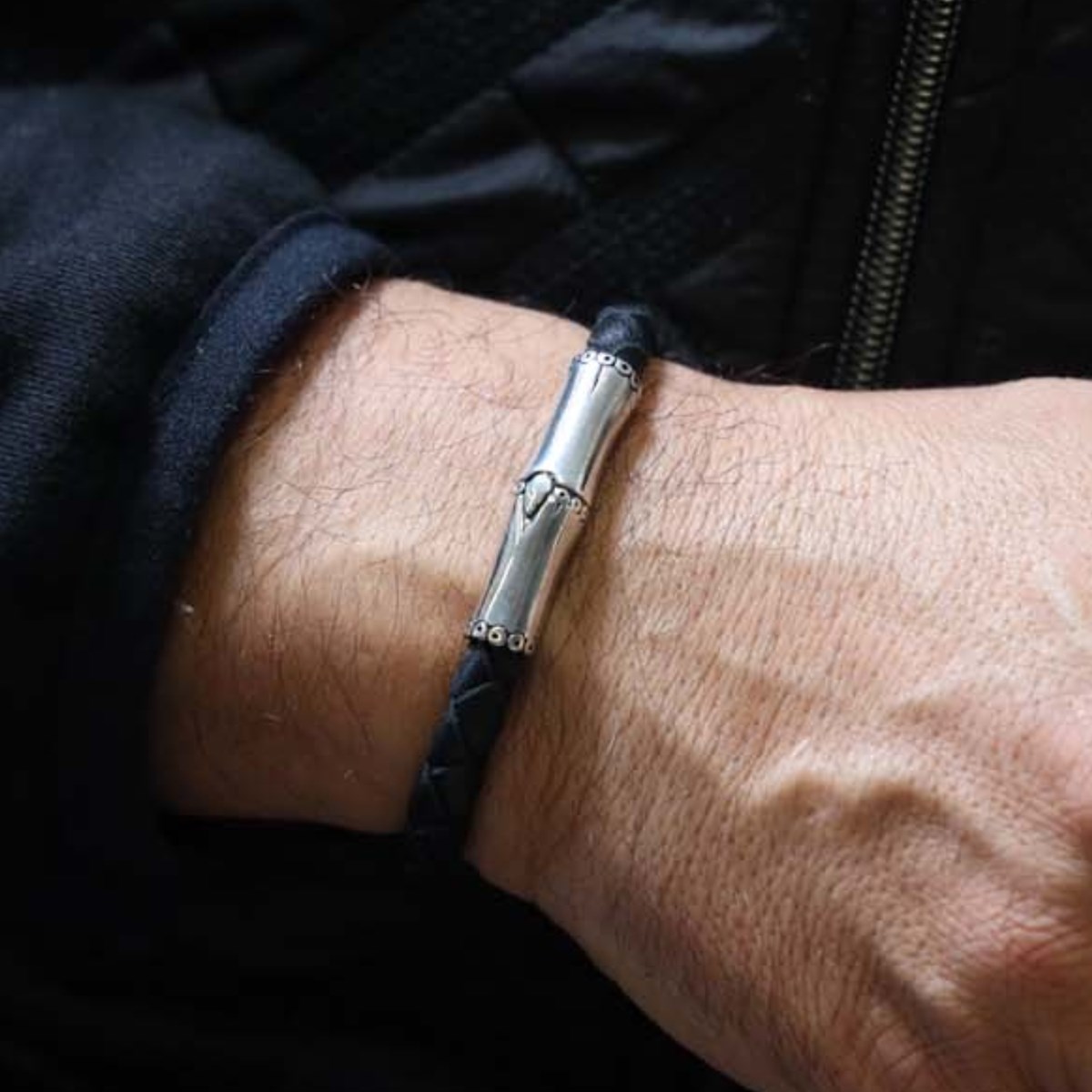 Bracelet Homme Motif Argent Bambou Et Cuir Noir Tressé