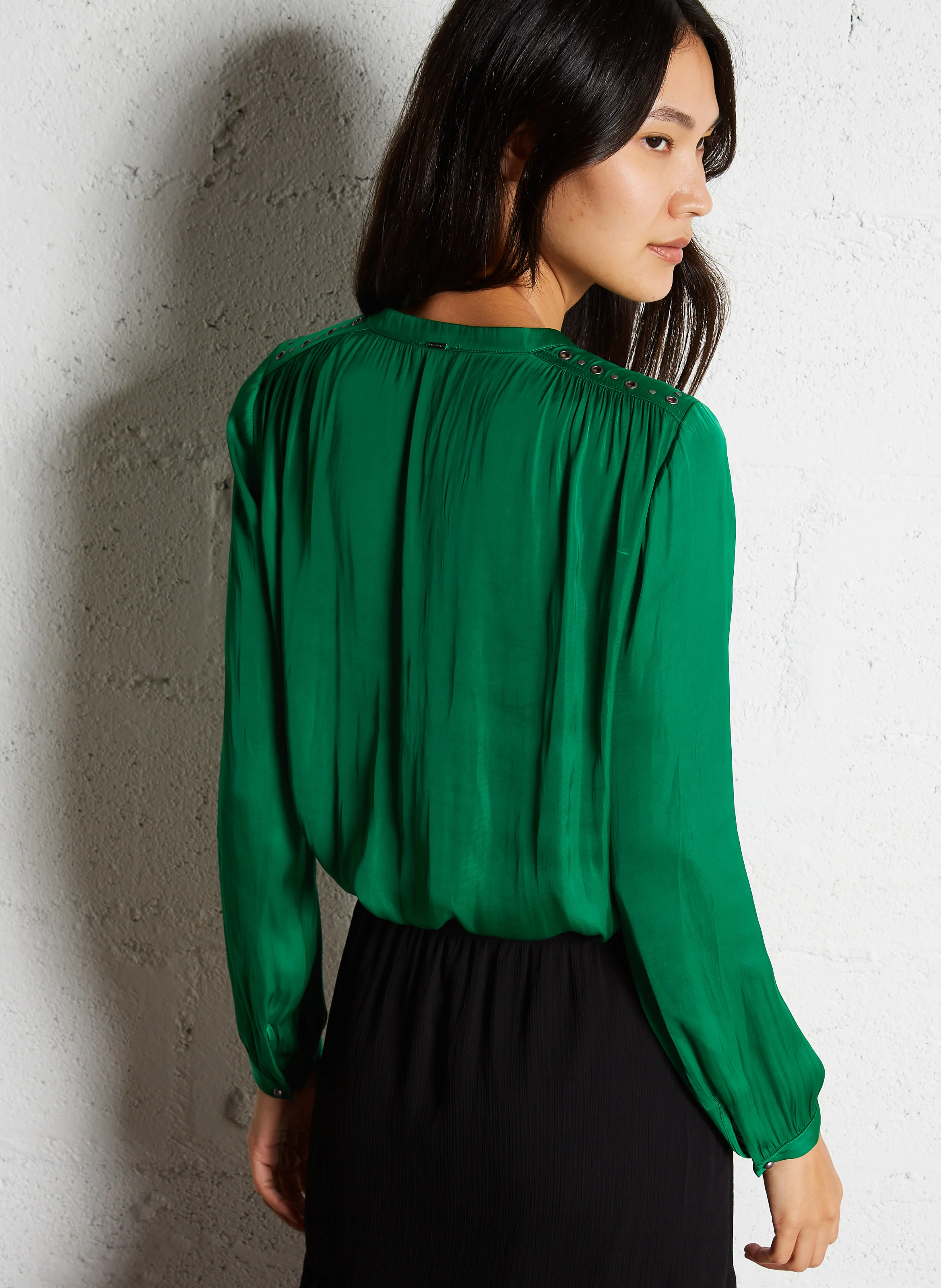 Top col V droit satiné | Vert