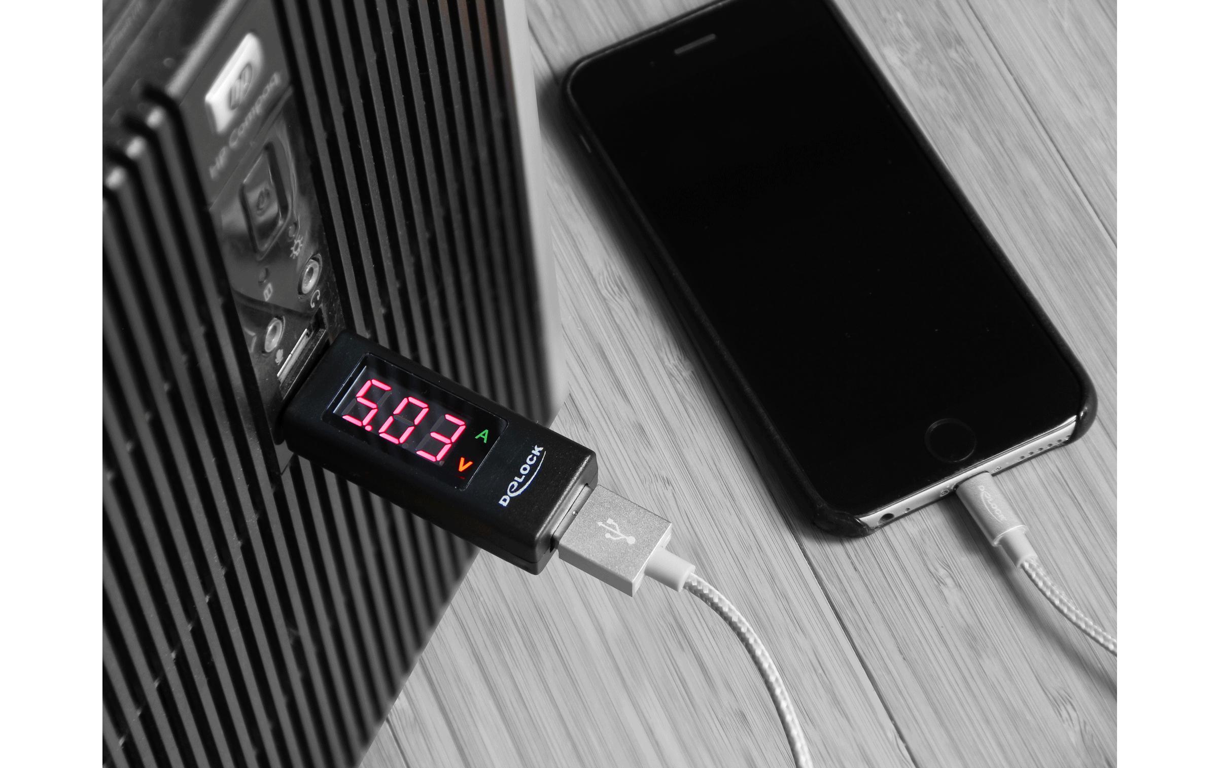Strommessadapter Volt Ampere USB-A Stecker - USB-A BuchseDelock Adapter USB 2.0 A Stecker > A Buchse mit LED Anzeige für Volt und Ampere