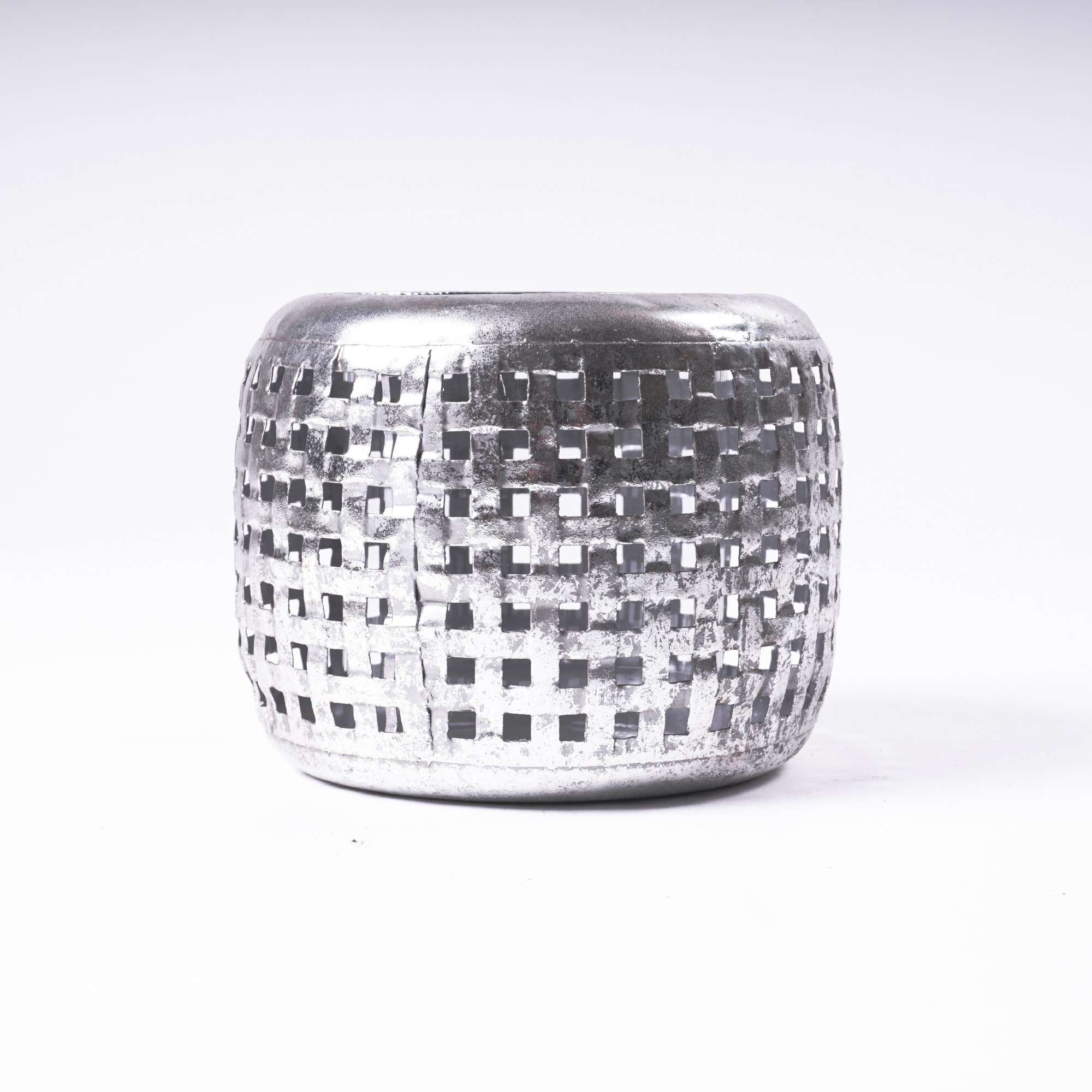 Windlicht 'Mullewa L' aus Metall, silber, Ø 13 cm, H 11 cm von fischer's lagerhaus