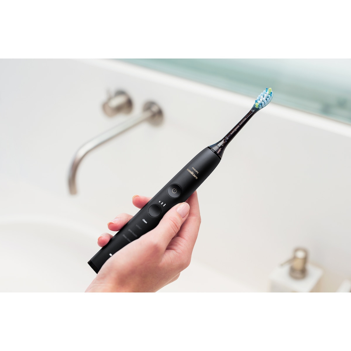 Philips Sonicare DiamondClean elektrisk tannbørste HX991109V2 (sort)
