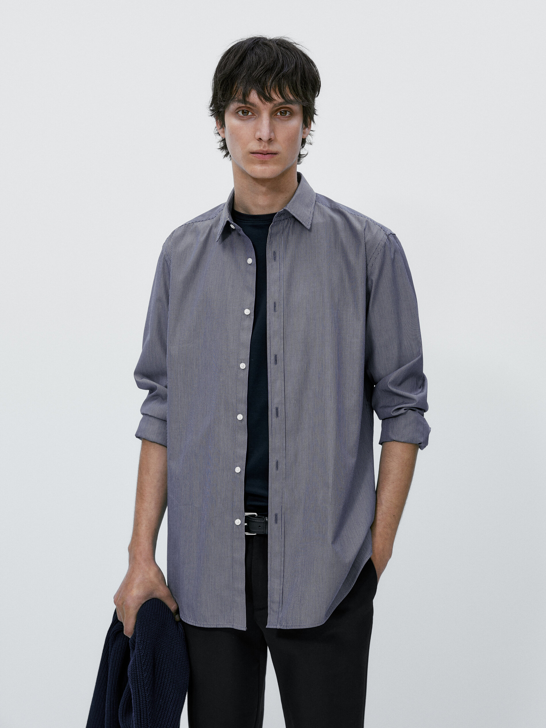 Camisa listrada de algodão popeline com modelagem slim - AZUL MARINHO