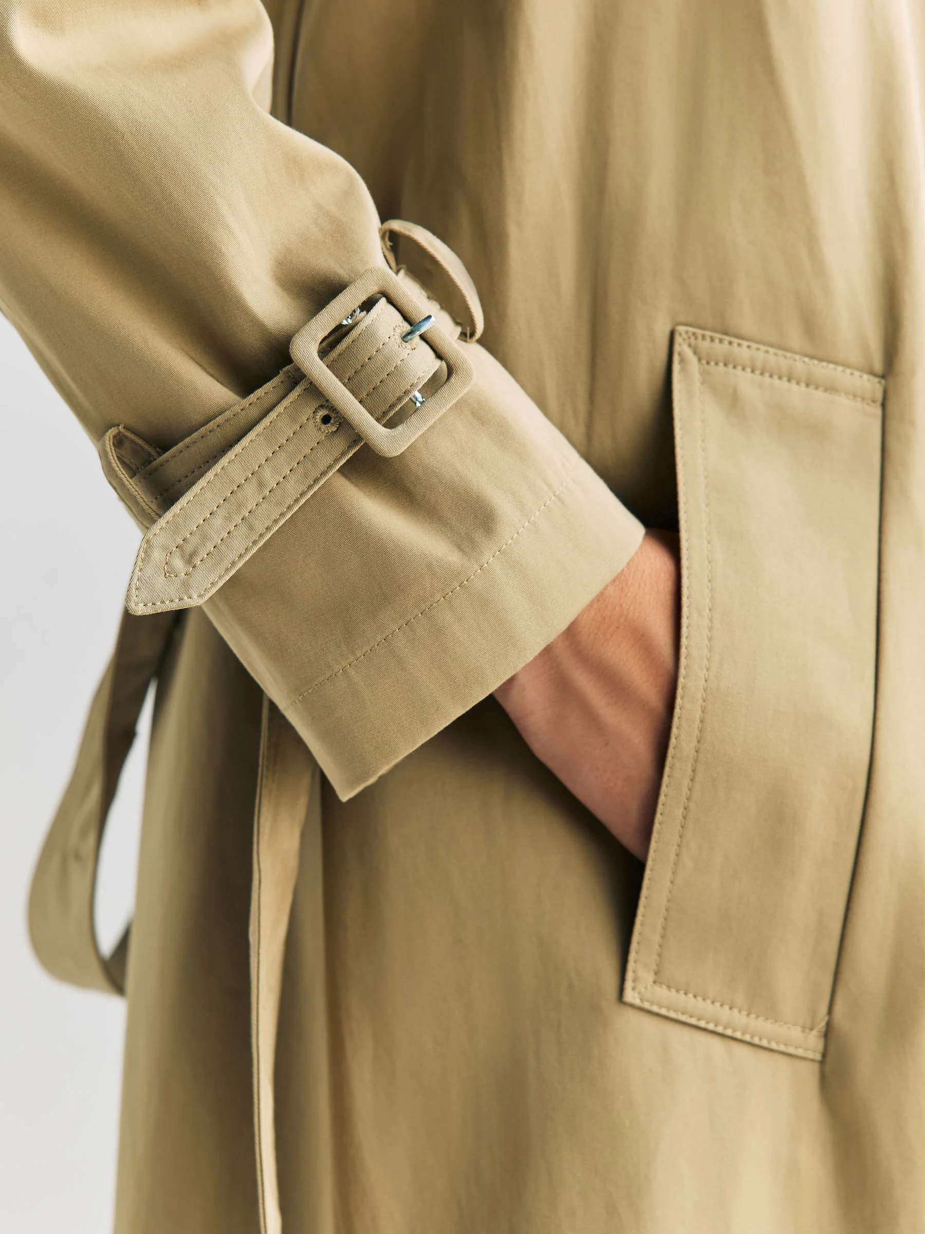 A.P.C. Trench Venetia Trench Coat