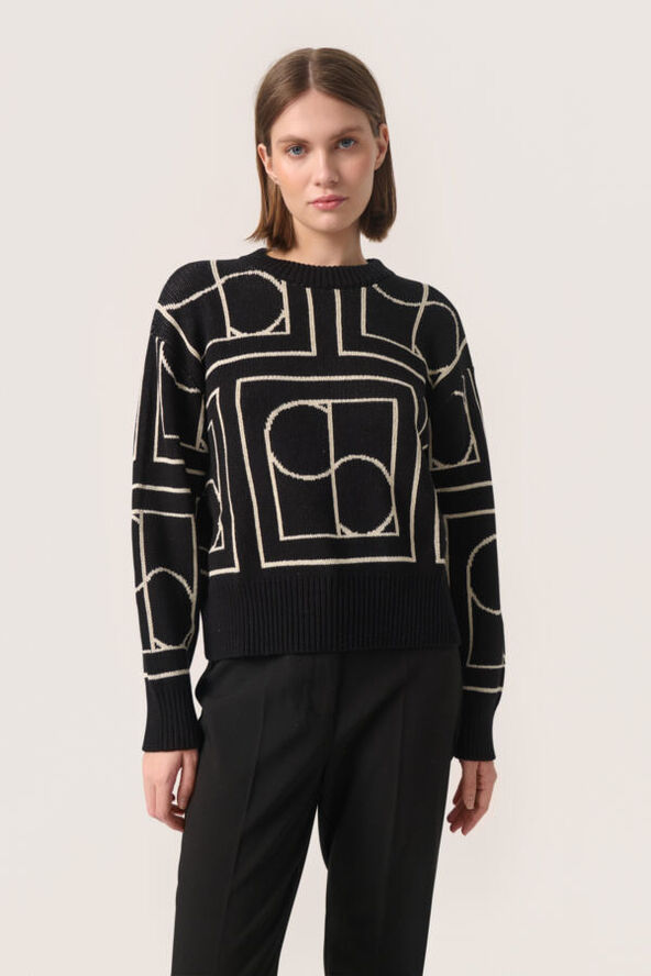 Soaked in Luxury SLCabba Pullover LS Black w. sandshell monogram
