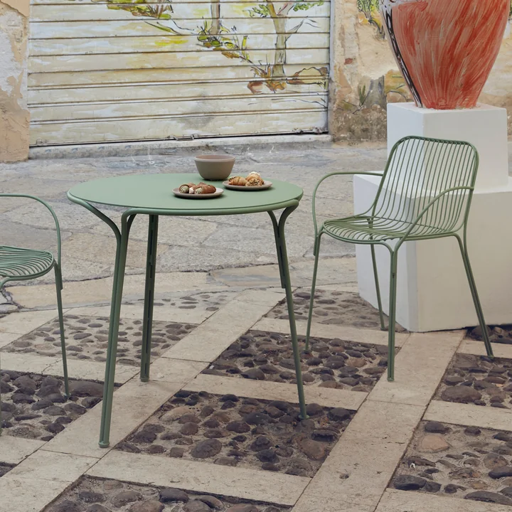 Kartell - Hiray Gartentisch, 70 x 70 cm, salbeigrün