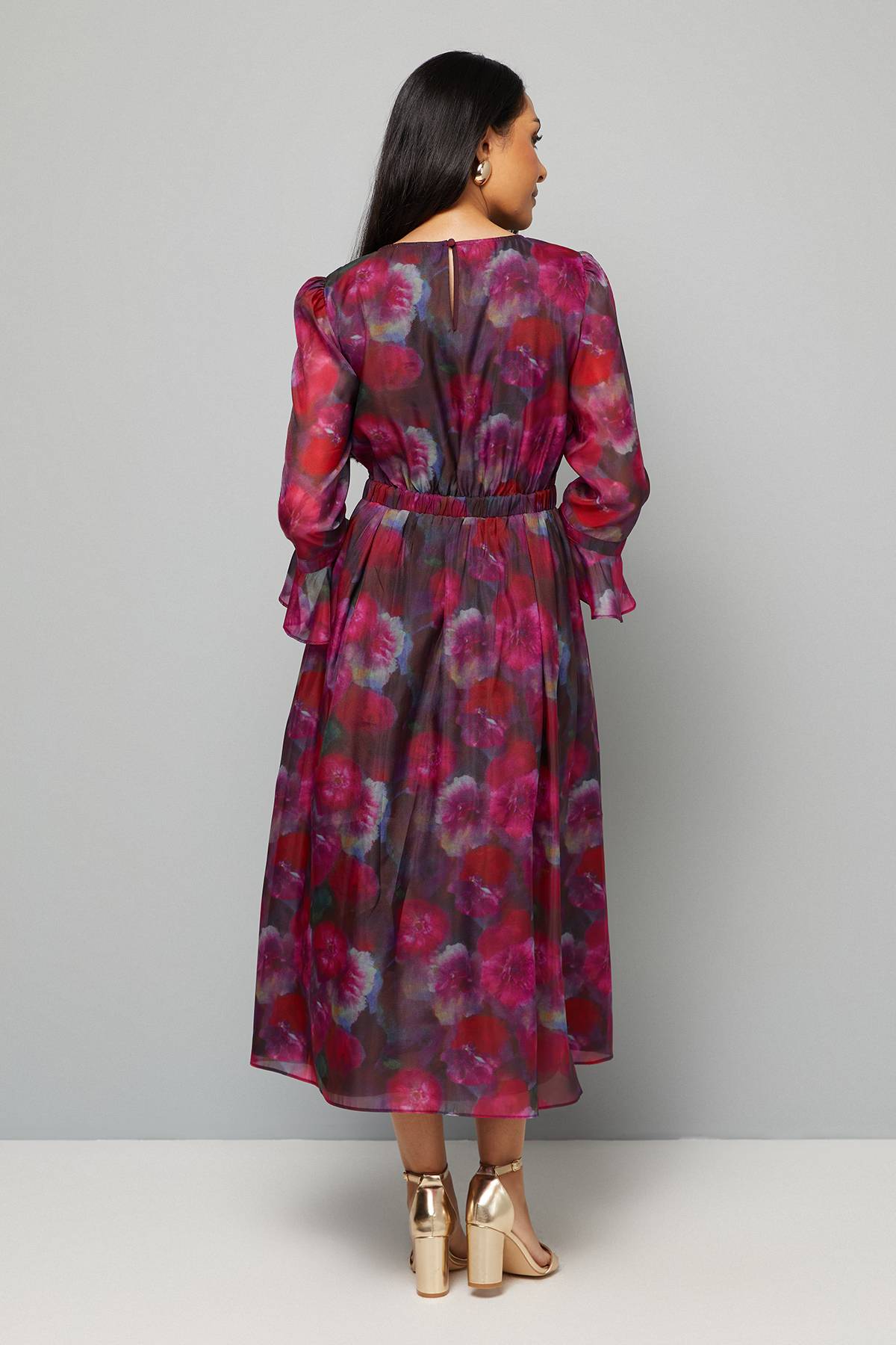 Wallis Robe Midi Petite en Organza Floral à Manches Évasées