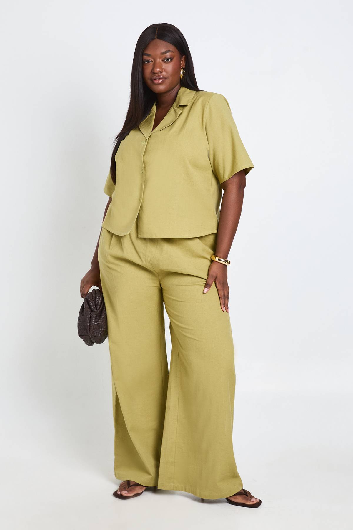 boohoo Chemise Ample En Lin À Manches Courtes Grande Taille