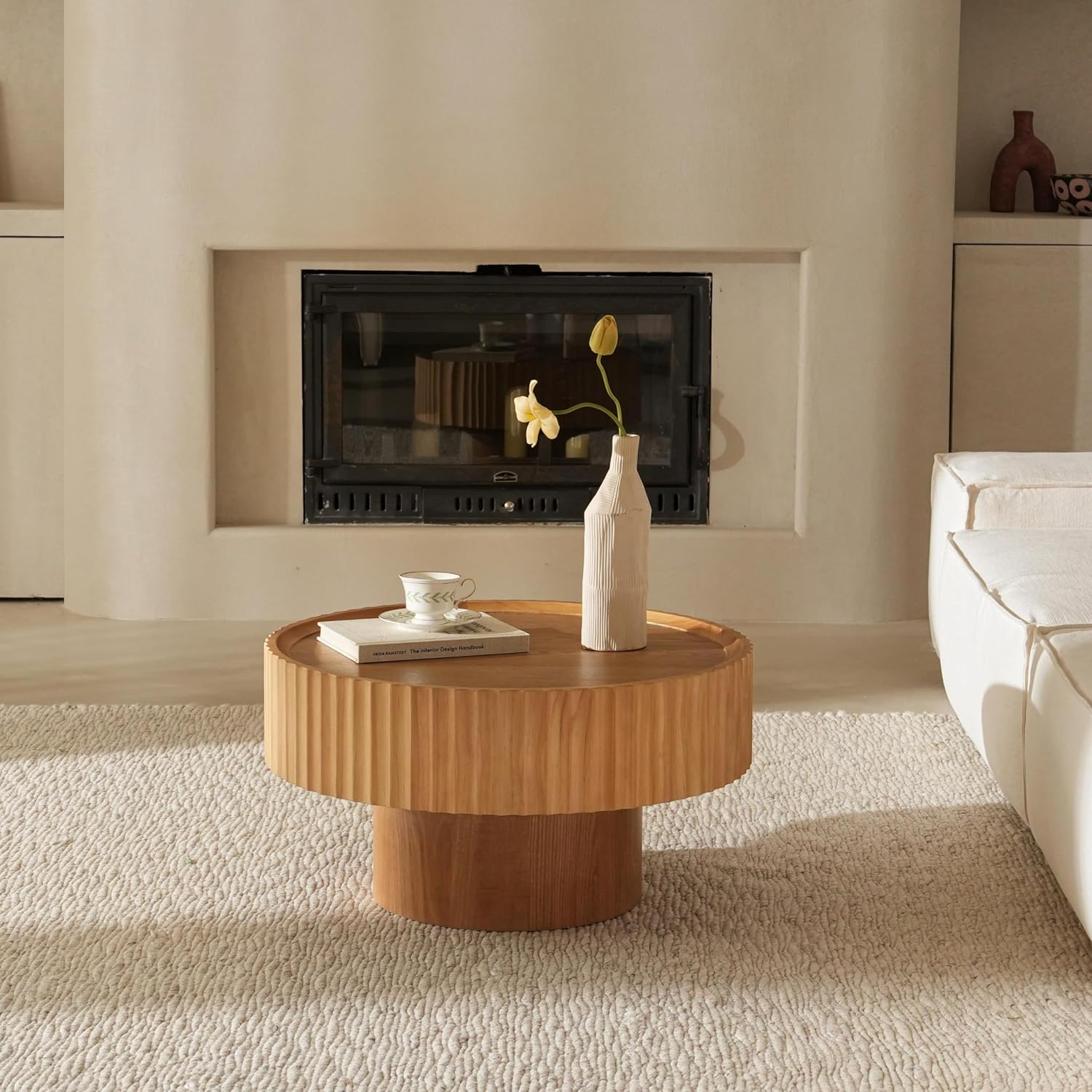 Couchtisch Rund, Wohnzimmertisch mit Geriffeltem Design, Couchtisch in Pilzform mit Den Maßenφ70×38 cm, Coffee Table aus Kiefernholz für Wohnzimmer, Zimmer und Balkon(Natural Wood)