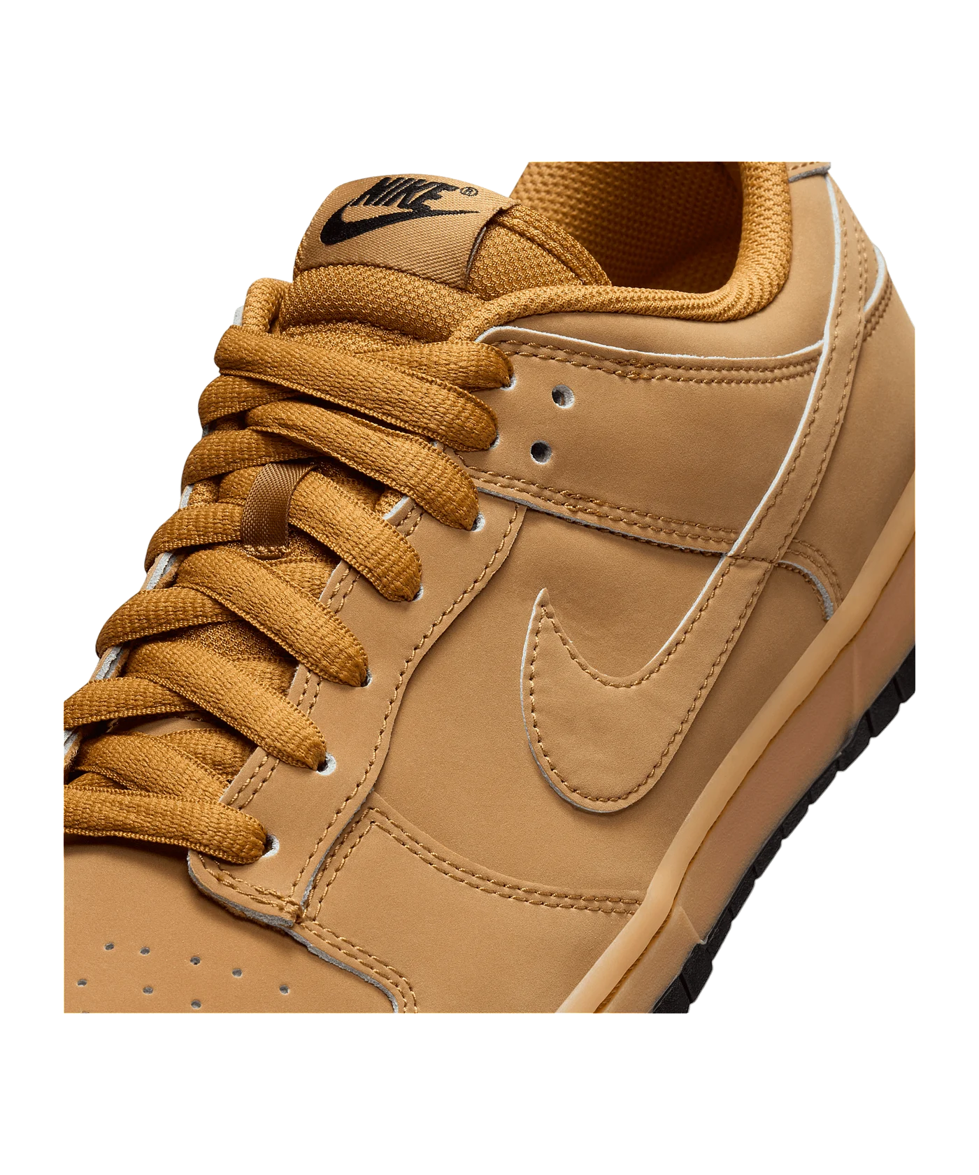 Nike Dunk Retro Low Sneaker Gelb F700