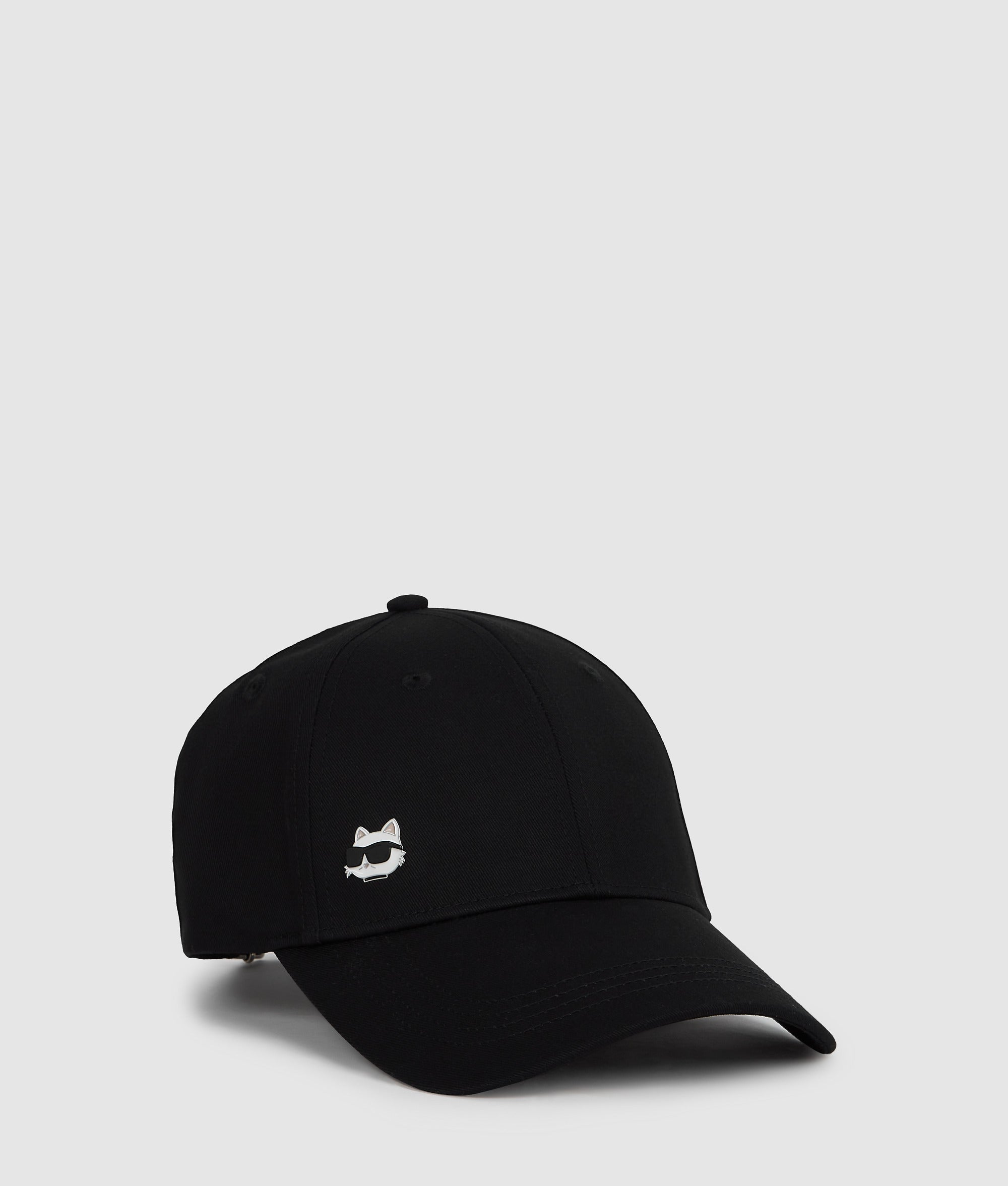 Pet met Ikon Choupette-speld