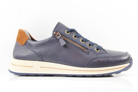 ara Sneaker