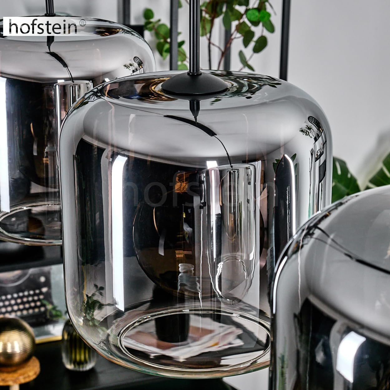 Hängeleuchte Lauden, Hängelampe aus Metall/Glas in Schwarz/Chrom-/Bernsteinfarben, Leuchte im modernen Retro/Vintage-Design mit Schirmen aus Glas (Ø 25 cm), Höhe max. 152 cm, 3x E27, ohne Leuchtmittel