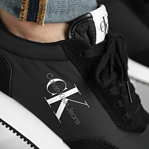 Baskets Retro Runner 0746 Black Bright White