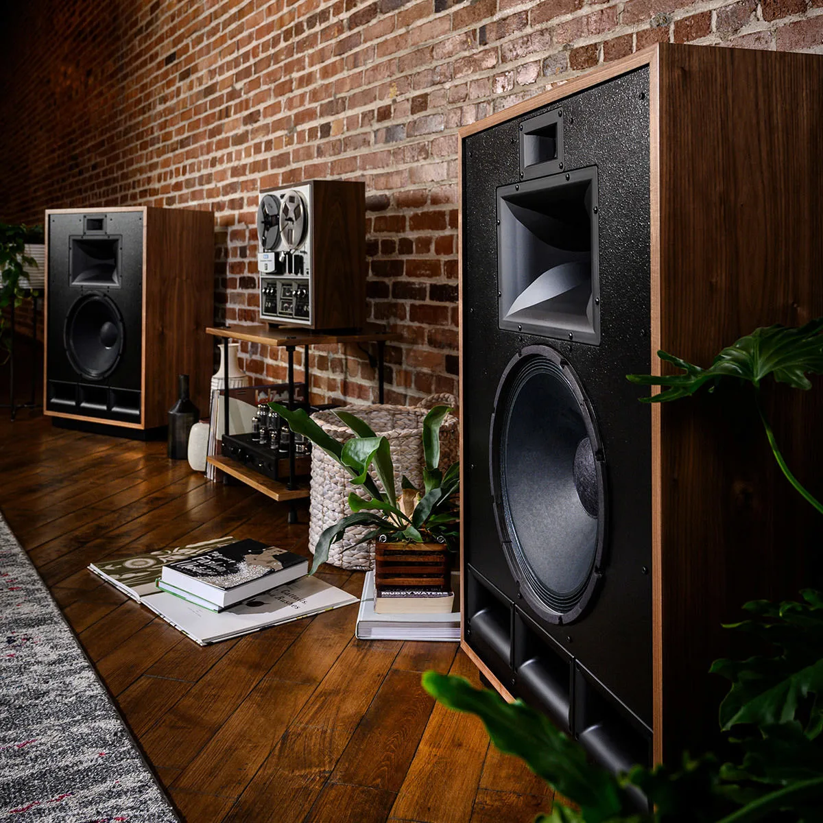 Klipsch Cornwall IV Noyer (la paire) Enceintes colonne