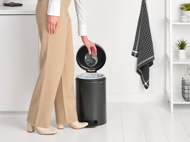 Brabantia NewIcon Pedaalemmer - 12 L - Confident Grey
