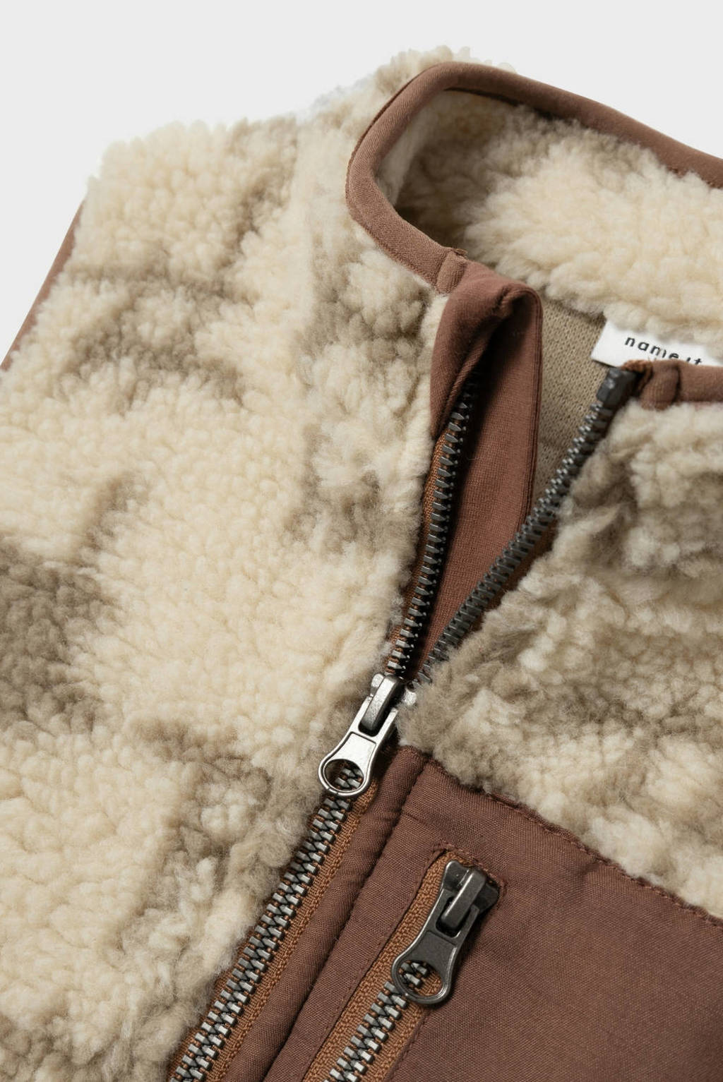 NAME IT gilet NMMNAK met all over print beige/bruin