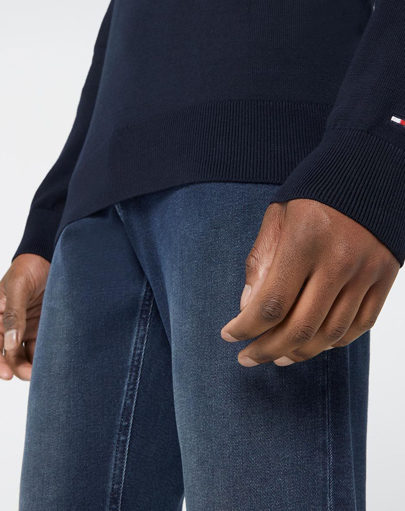Tommy Hilfiger Pull  Hilfiger Graphic col rond bleu marine