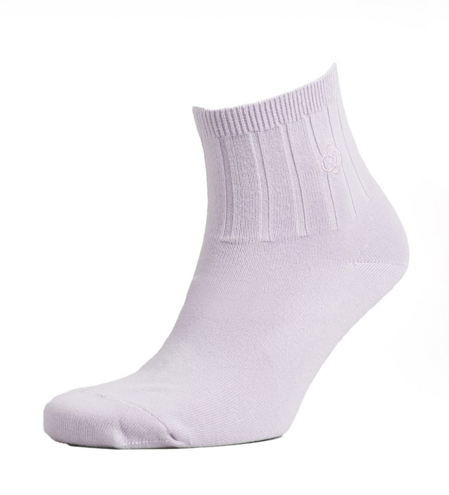 Conjunto de 3 meias cano curto Superdry nas cores branca, lilás e rosa.
