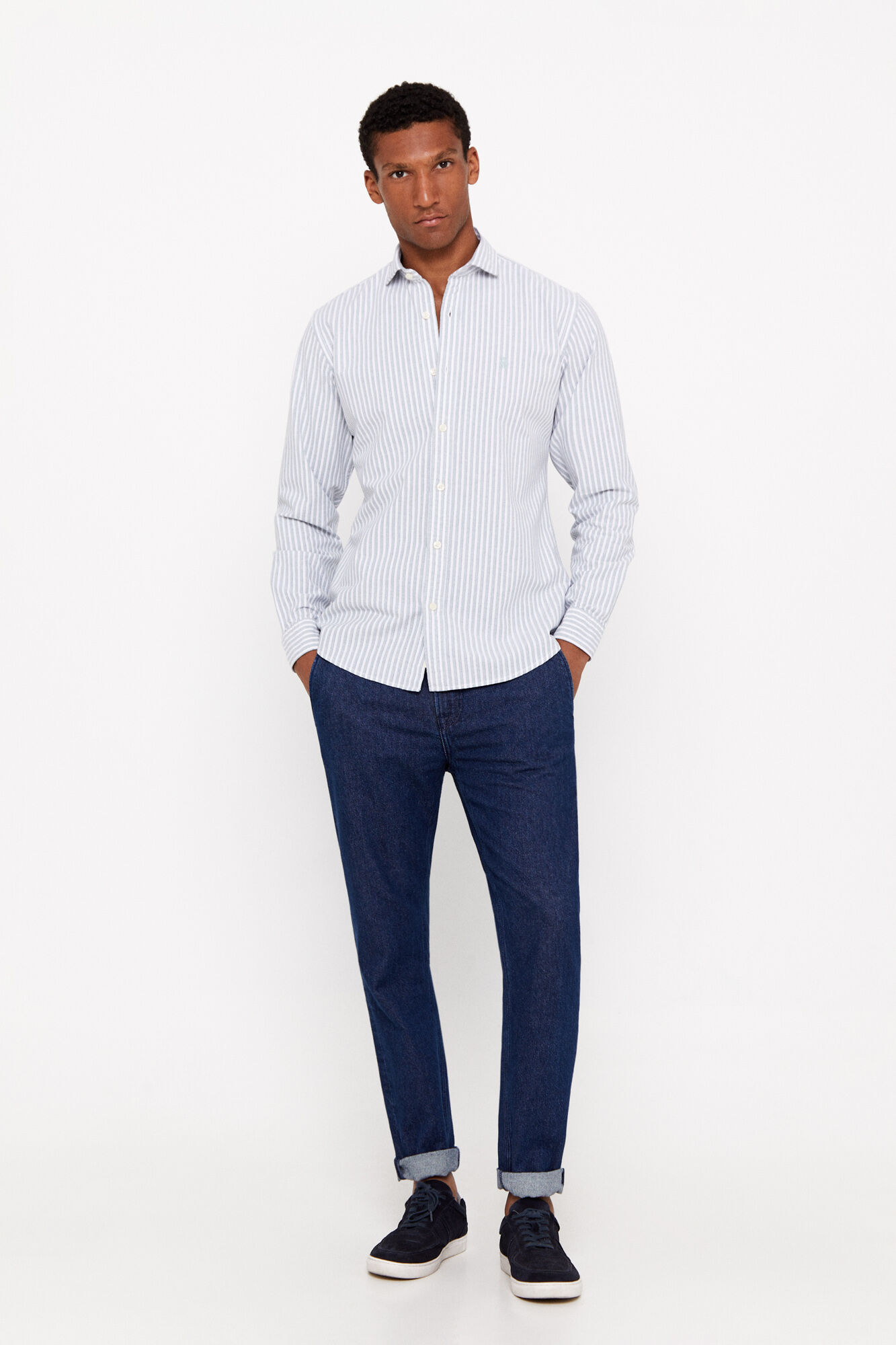 Camisa oxford listrada de corte slim