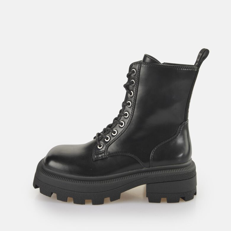 Nabu Lace Up Mid
