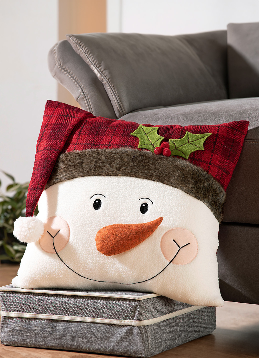 Kissenbezug mit Schneemannapplikation