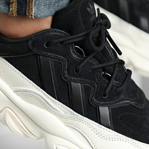Baskets Ozweego ID9826 Core Black Off White