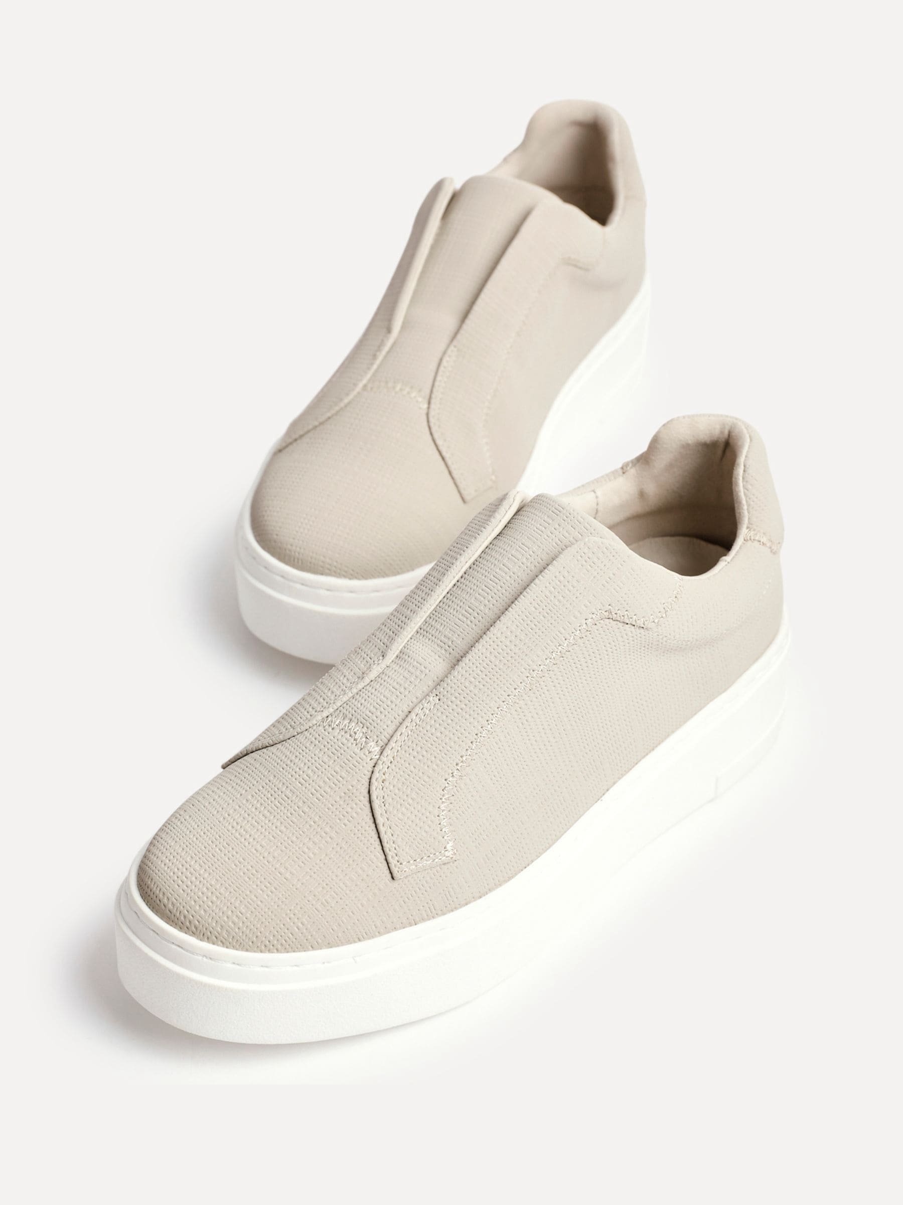 Natuurlijk - Linzi Henley Flatform Slip-On Trainers