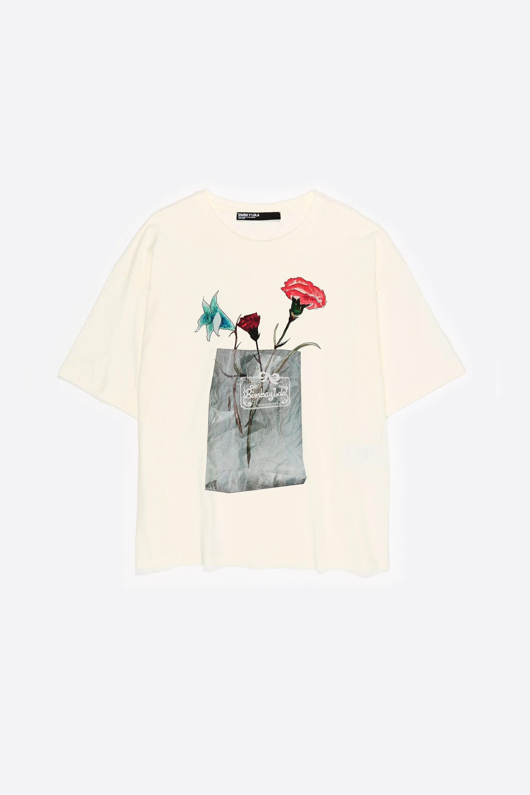 Camiseta marfim com estampa floral