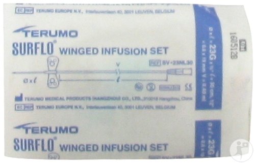 Terumo Surflo Set D'Infusion À Ailettes 23G x 0,6mm Bleu 1 Pièce