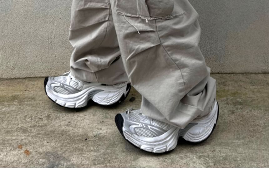 SeoulPop - Elastische taille, effen, versleten, losse cargobroek