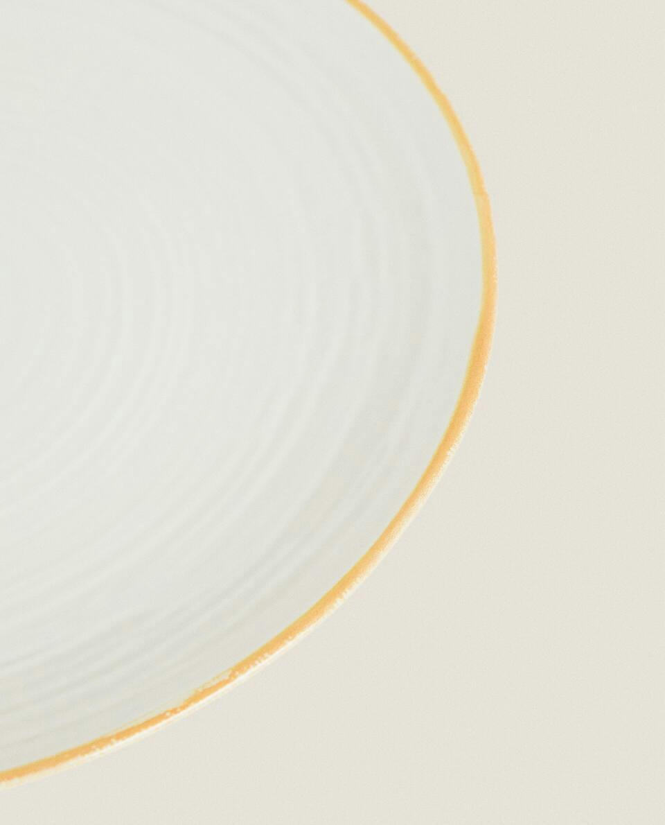 LOUÇA COM DETALHES NA BORDA