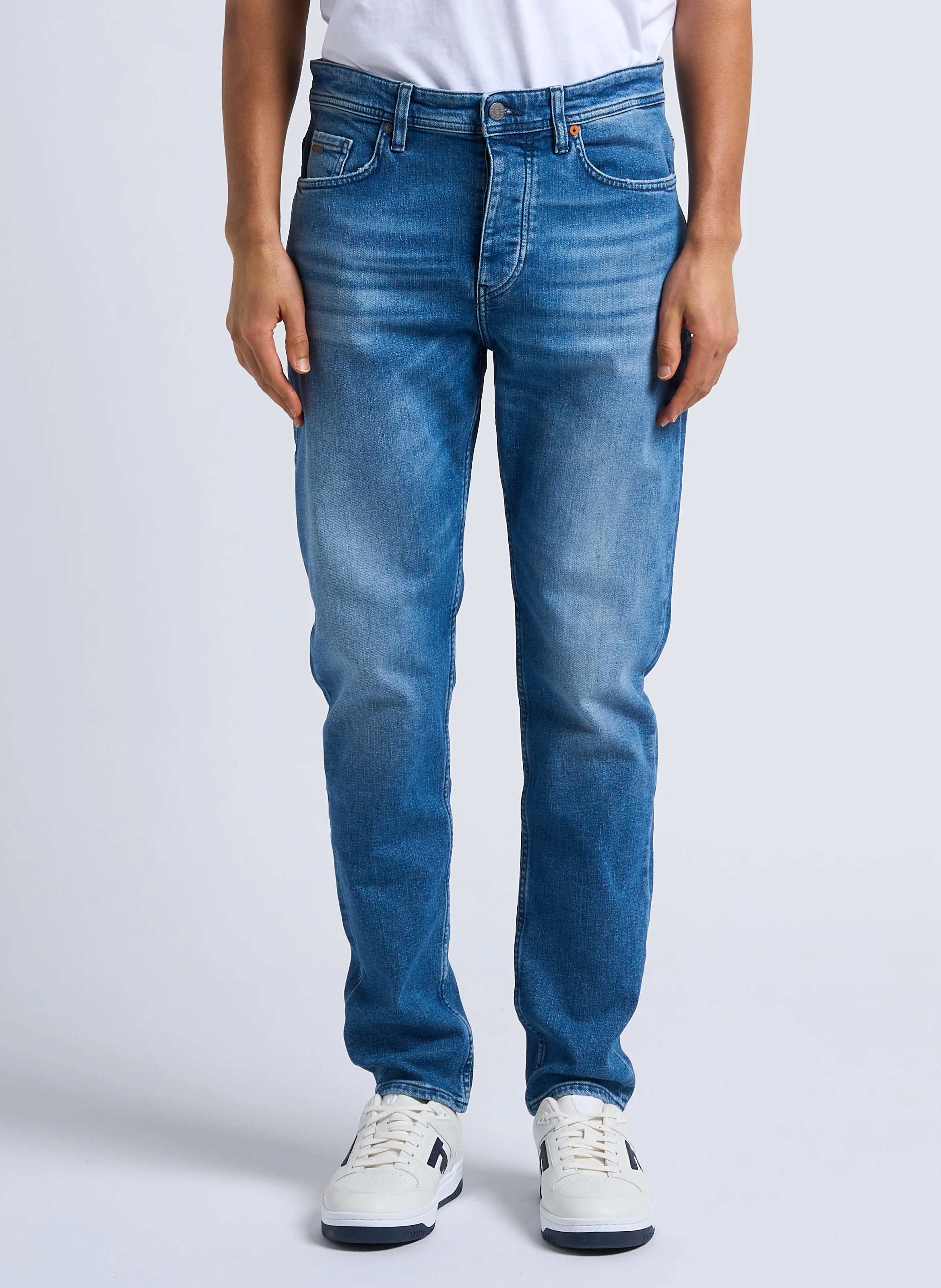 Jean tapered en coton mélangé | Bleu
