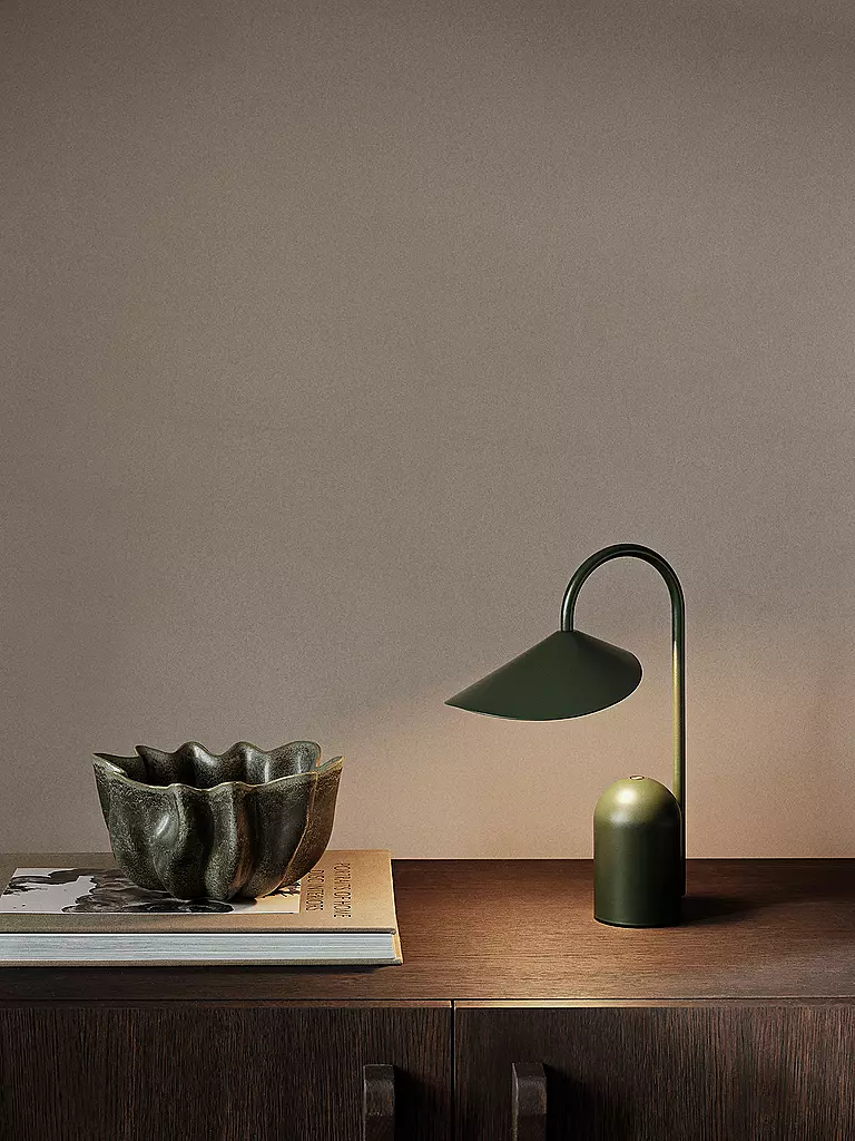 FERM LIVING Keramik Schale NIUM 22cm Dark Sage  dunkelgrün