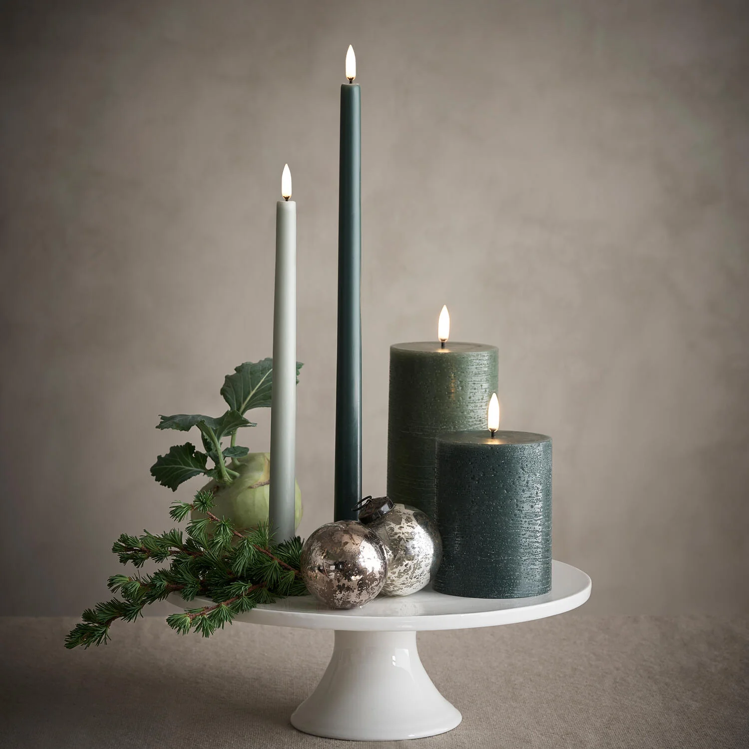 Uyuni  LED Rustic Pillar lys, Olive Green - H10 cm.