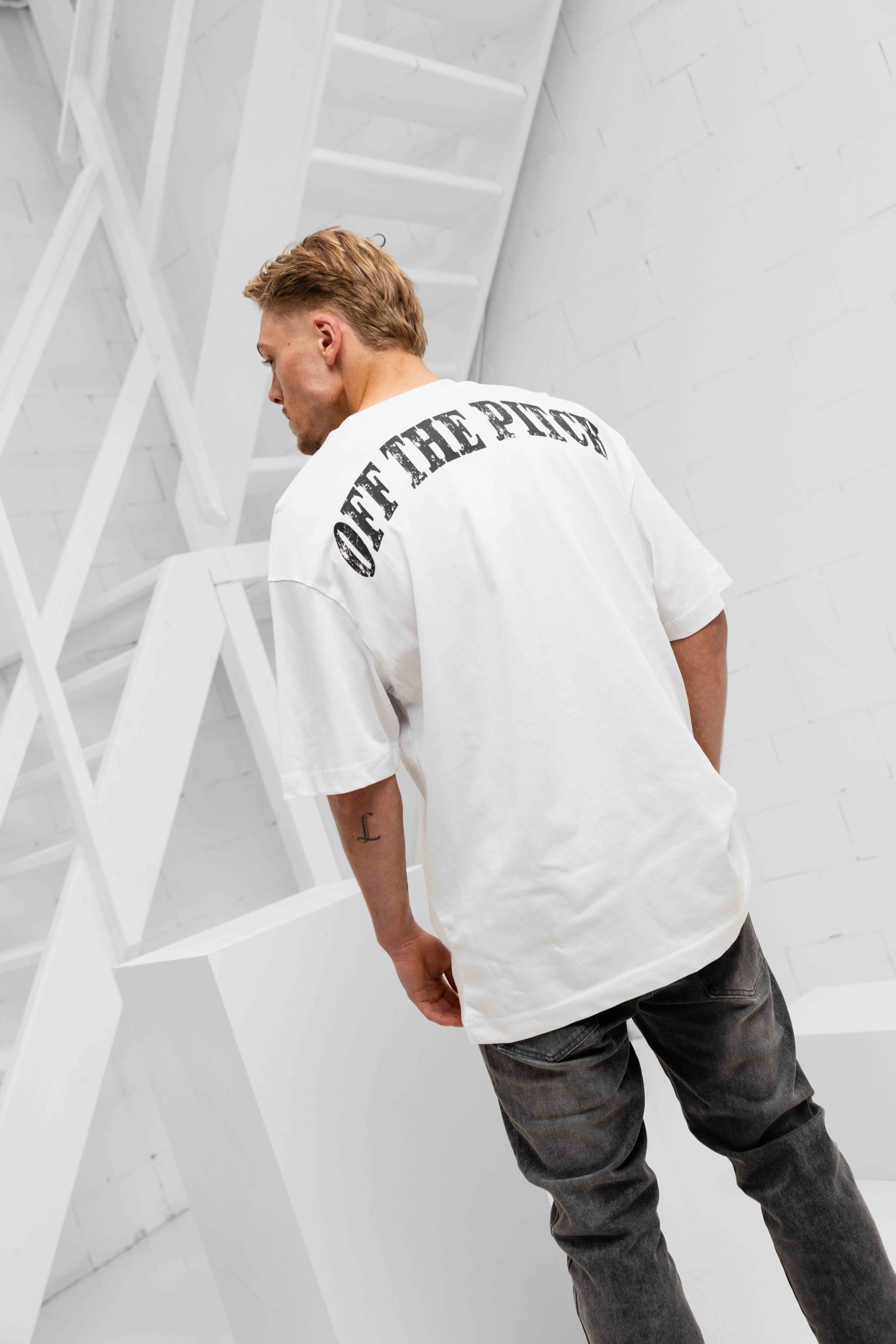 Off The Pitch Counter T-Shirt Heren Wit
