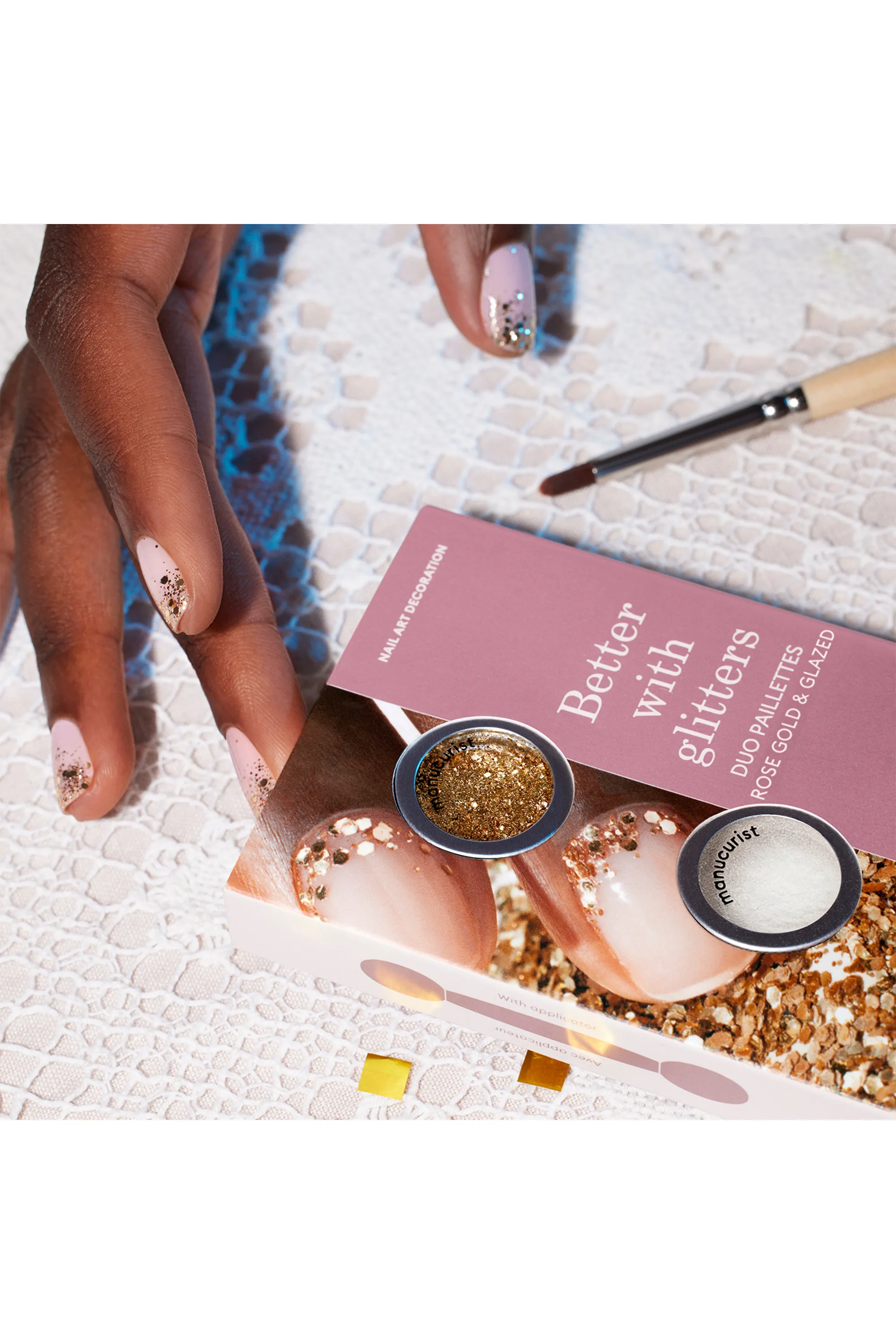 Manucurist Duo de poudre à effet et paillettes Rose Gold edition-4 g