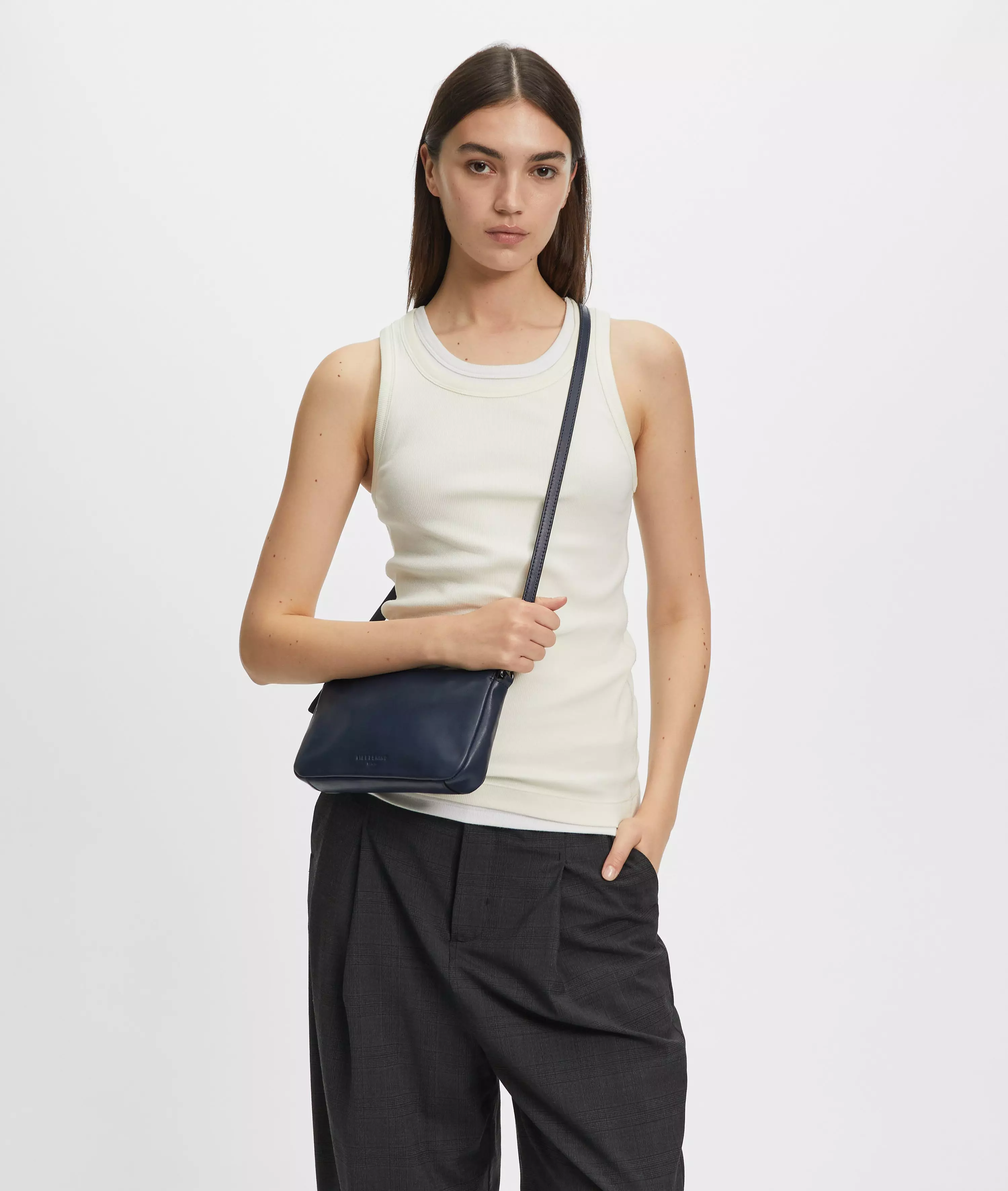 Ryker Crossbody S Handy shoulder bag made from soft nappa leather