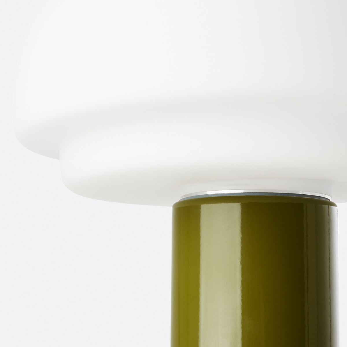 LA REDOUTE INTERIEURS<br>Luminária de vidro opalino e ferro H27.5 Agathilda