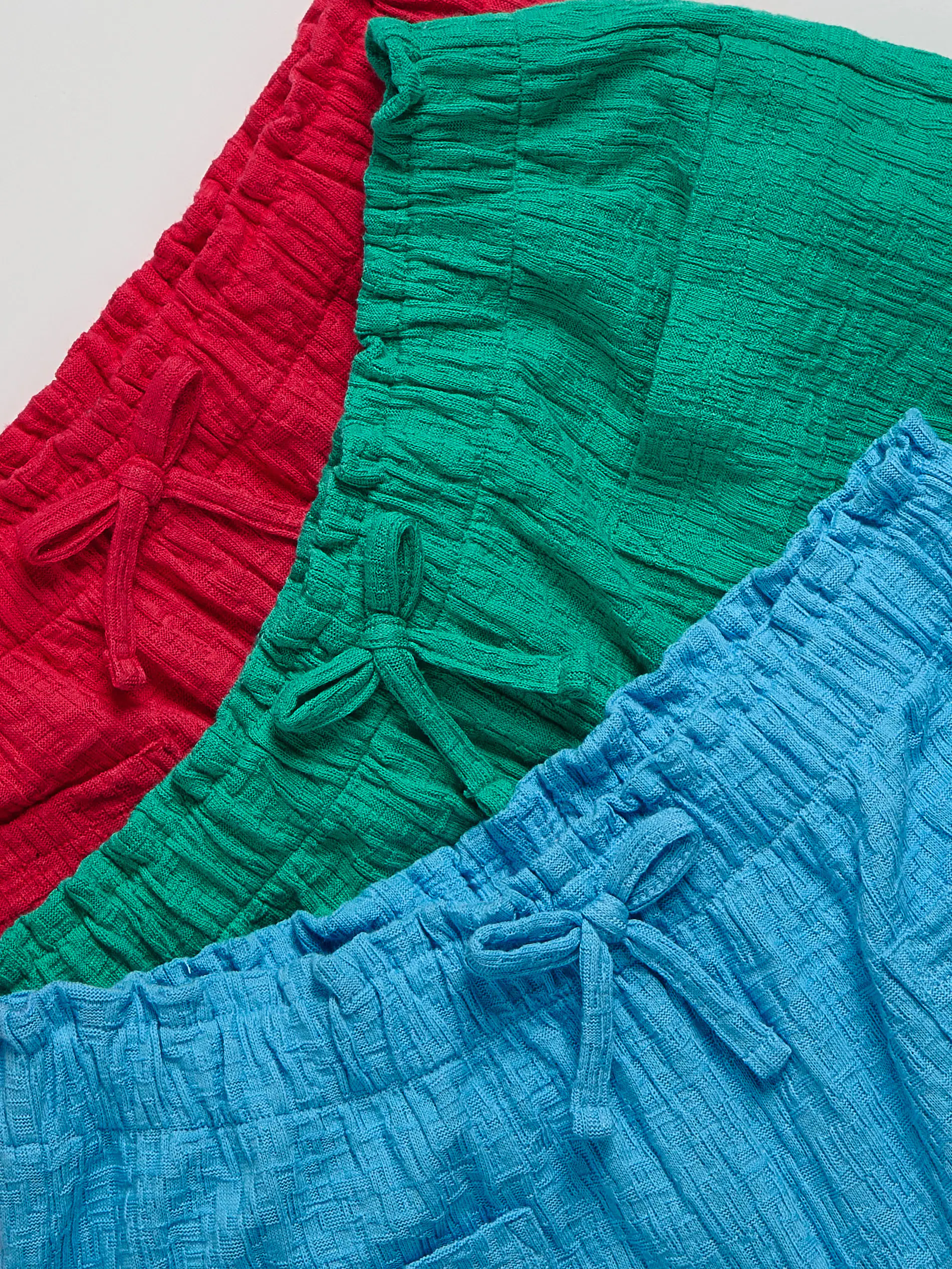 Strukturierte Hose mit Bindeband