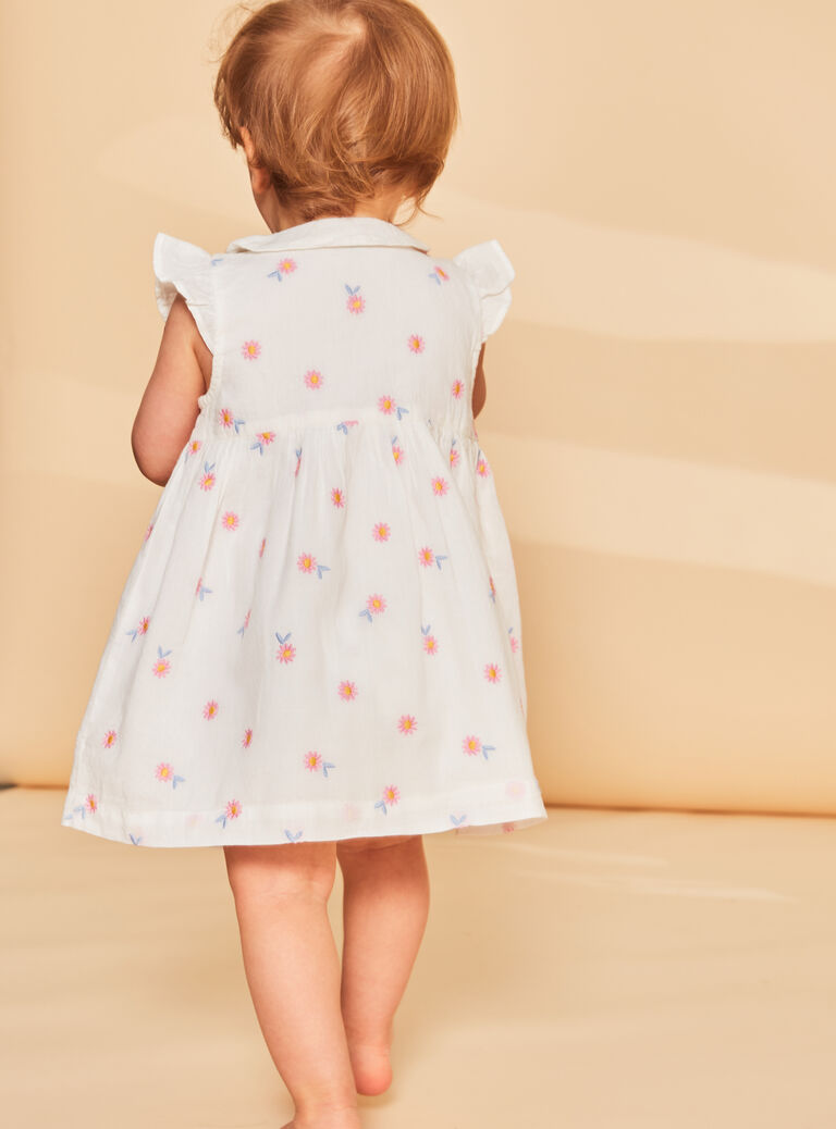 Robe et culotte blanches à imprimé fleuri