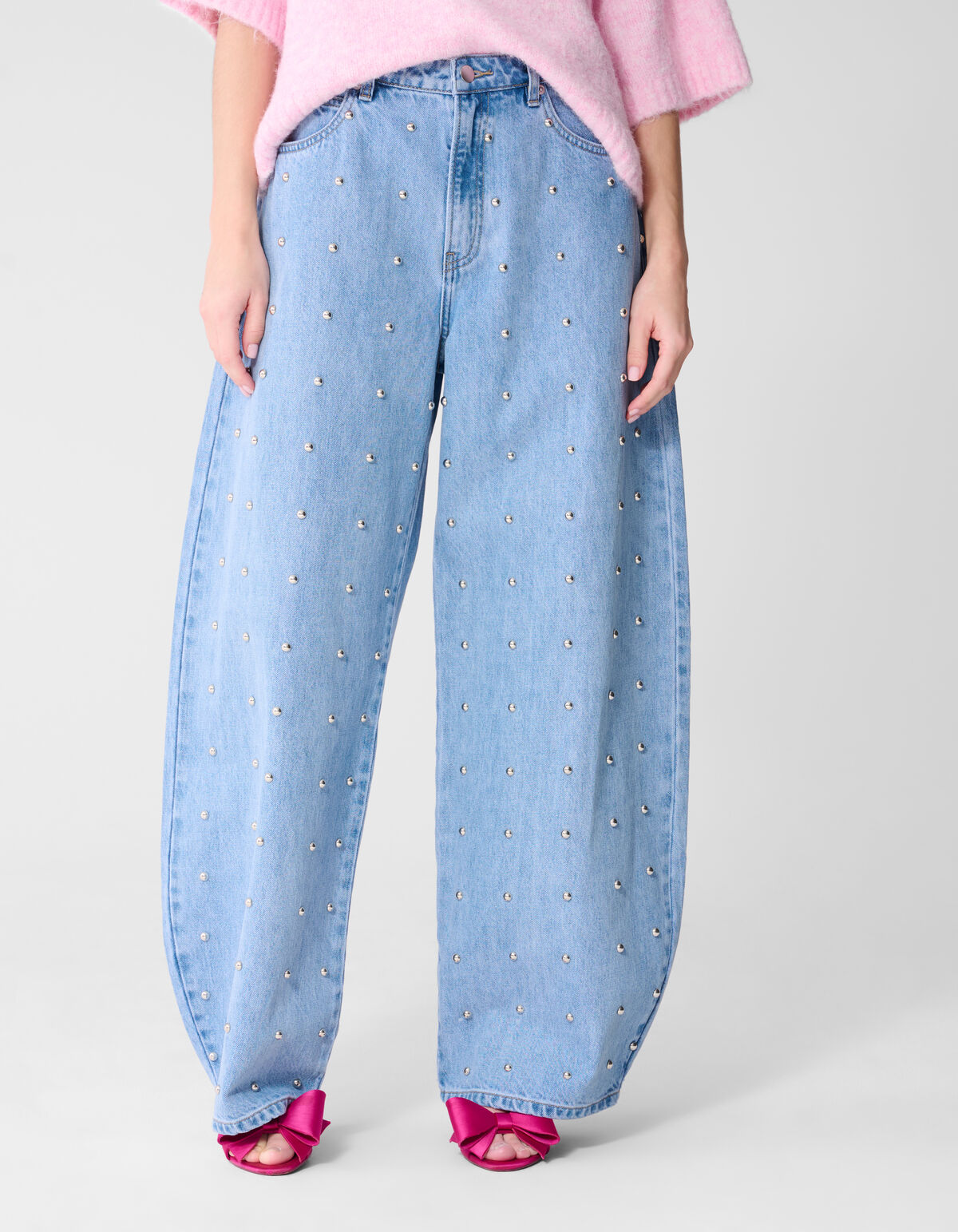 Stud Baggy Fit Jeans Bleached