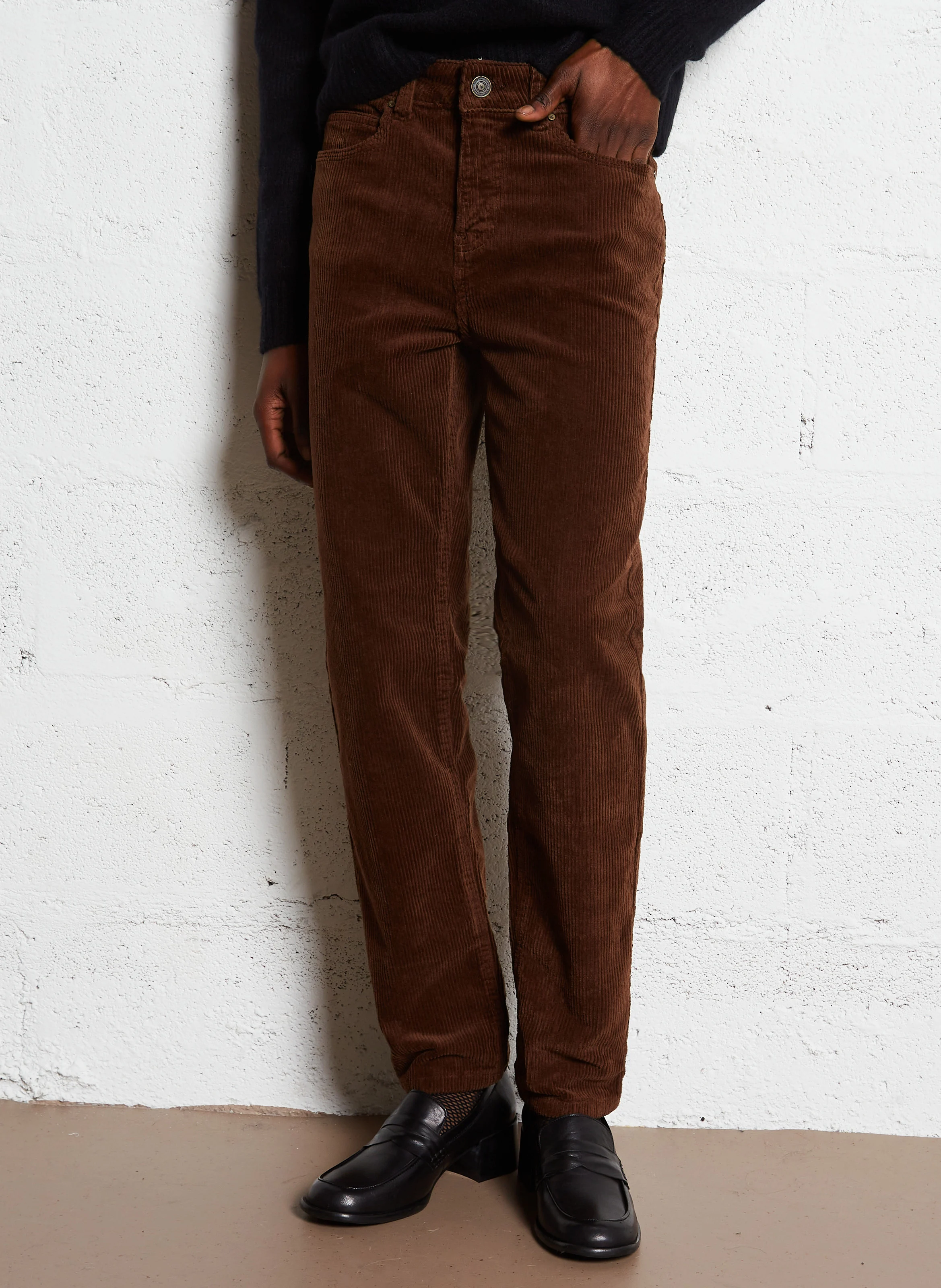 PAVLINA - Pantalon droit velours côtelé en coton stretch| Marron
