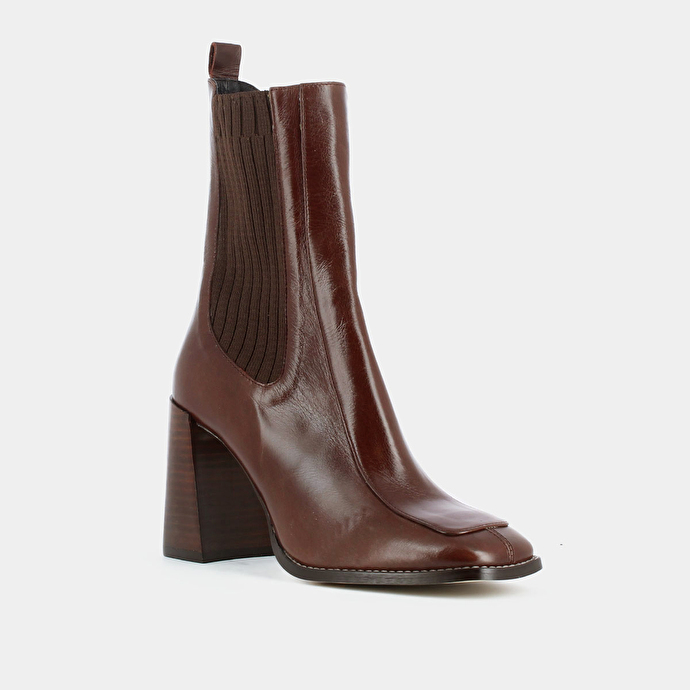 Bottines à talons hauts  en cuir marron