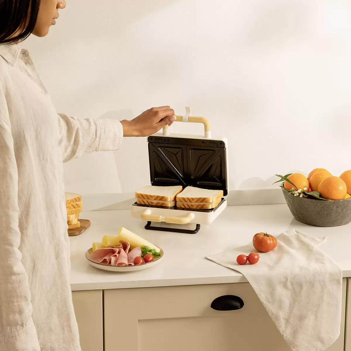 Sandwich- und Waffeleisen STONE 2 IN 1 COMPACT crema